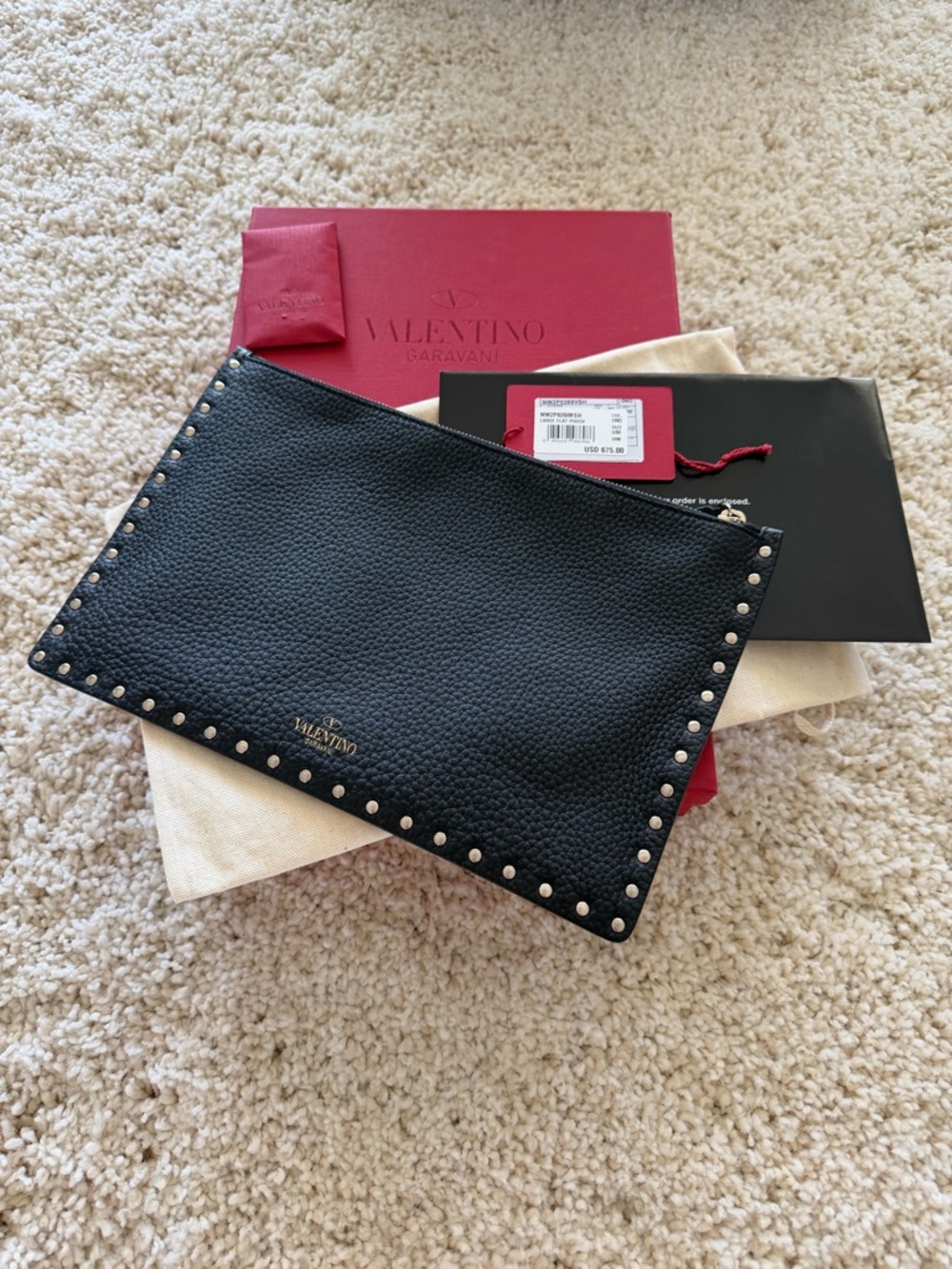 Valentino Garavani Rockstud Flat Pouch Clutch - Black Grain Leather - Brand New